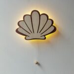 מנורת קיר דגם צדף